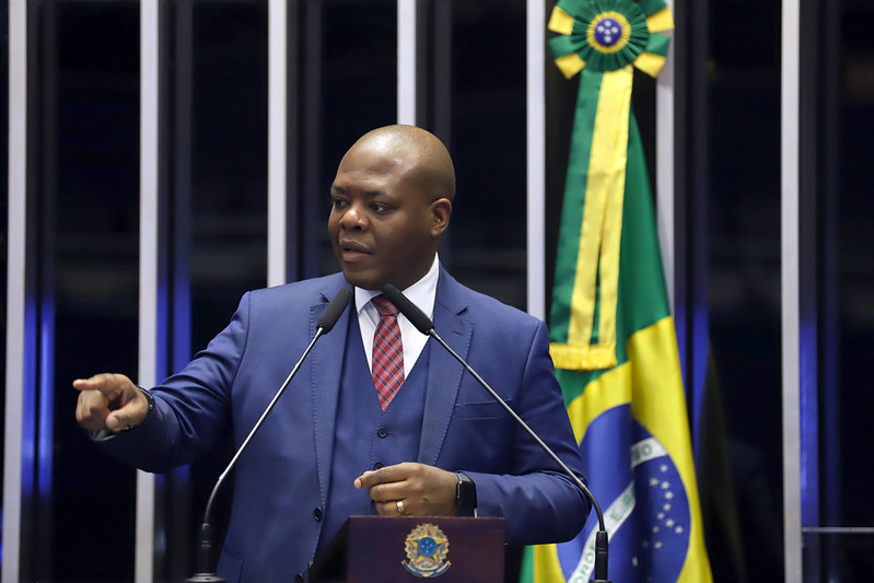 Ministro é acusado de assédio sexual contra Anielle Franco e outras 3 pessoas