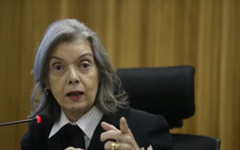 Cármen Lúcia condena episódios de violência na campanha eleitoral