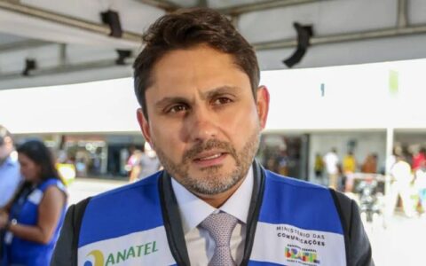 'X' tem que cumprir ordem judicial, afirma ministro das Comunicações