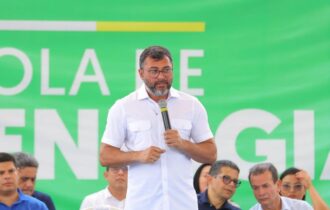 Wilson Lima anuncia valores e data do pagamento do abono do Fundeb para servidores da Educação