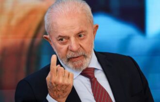 Lula faz críticas à Vale e salário do CEO e diz que companhia está focada em vender ativos