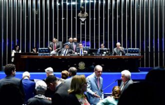 Suspensão da plataforma X gera debate em Plenário