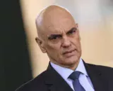Moraes pede novos documentos para comprovar reativação do X no país