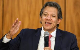Corte de juros nos EUA veio um pouco atrasado, diz Haddad