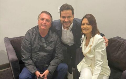 bolsonaro-retorna-a-manaus-pel