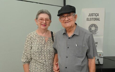 casal-de-idosos-da-exemplo-de-