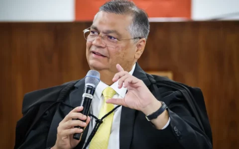 dino-diz-que-congresso-nao-env