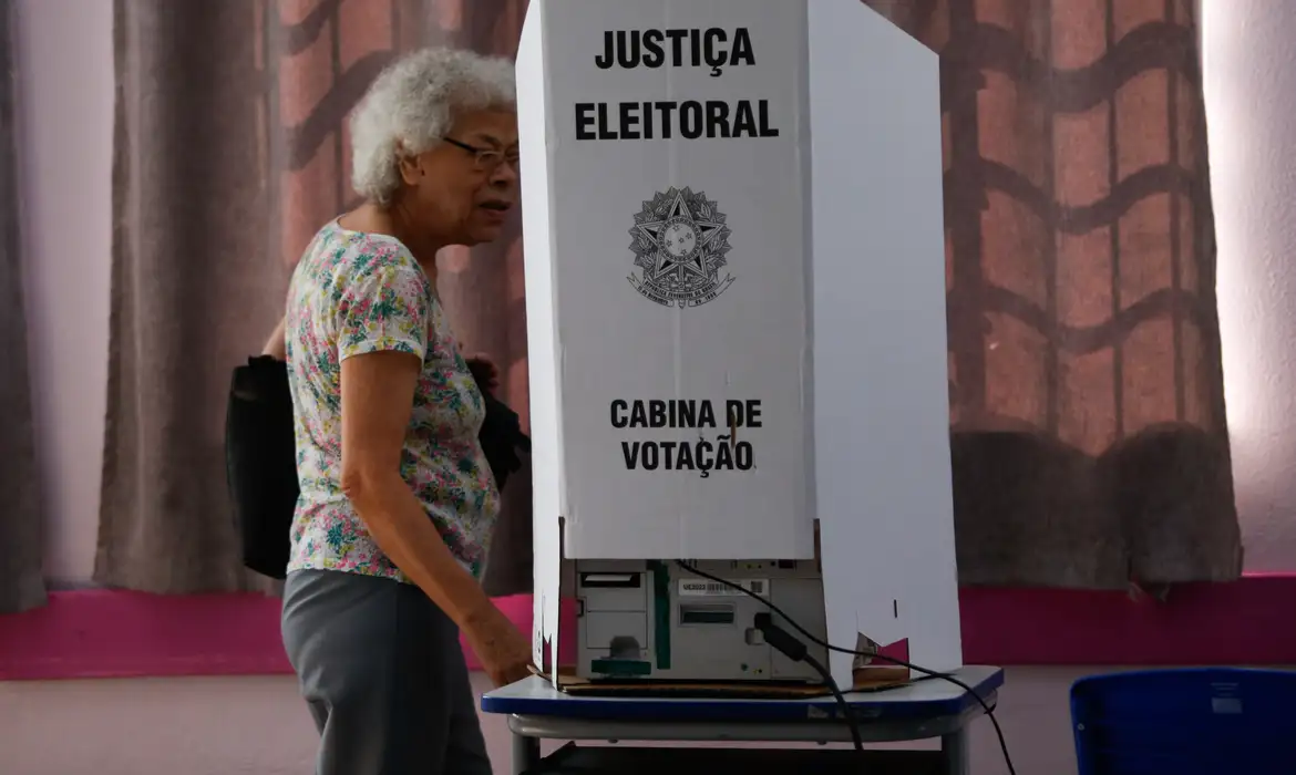 Eleição 2024: Manaus está entre as capitais com menor abstenção e queda nos votos nulos e brancos