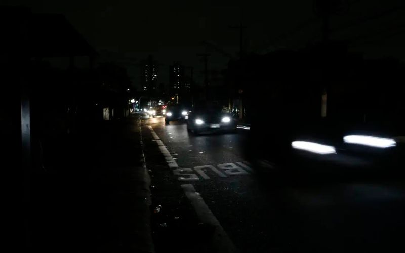 falta-de-luz-chega-ao-4o-dia-n