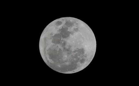 Maior superlua do ano pode ser vista nesta quinta (17)