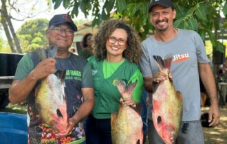 Mutirão de serviços do Governo inclui doação de peixes na zona rural de Manaus