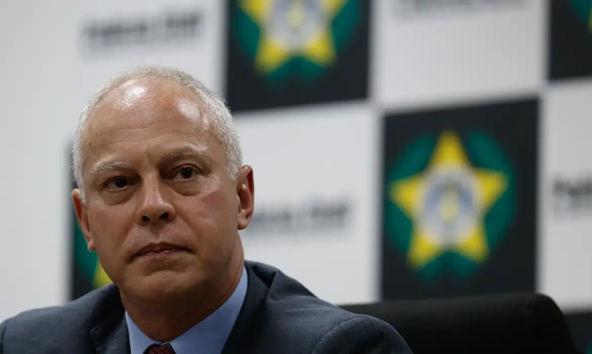 secretario-admite-falha-em-esq