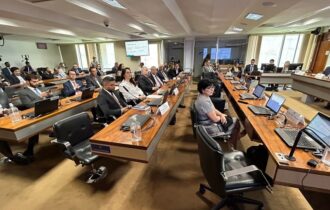 Comissão inicia sessão sobre o impacto da Reforma Tributária na Zona Franca de Manaus sem os senadores do Amazonas