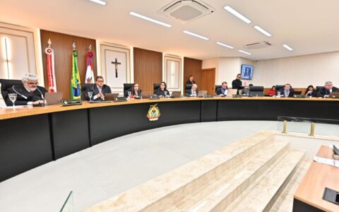 tce-am-multa-presidente-da-cam