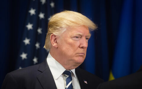 trump-serve-clientes-no-mcdona