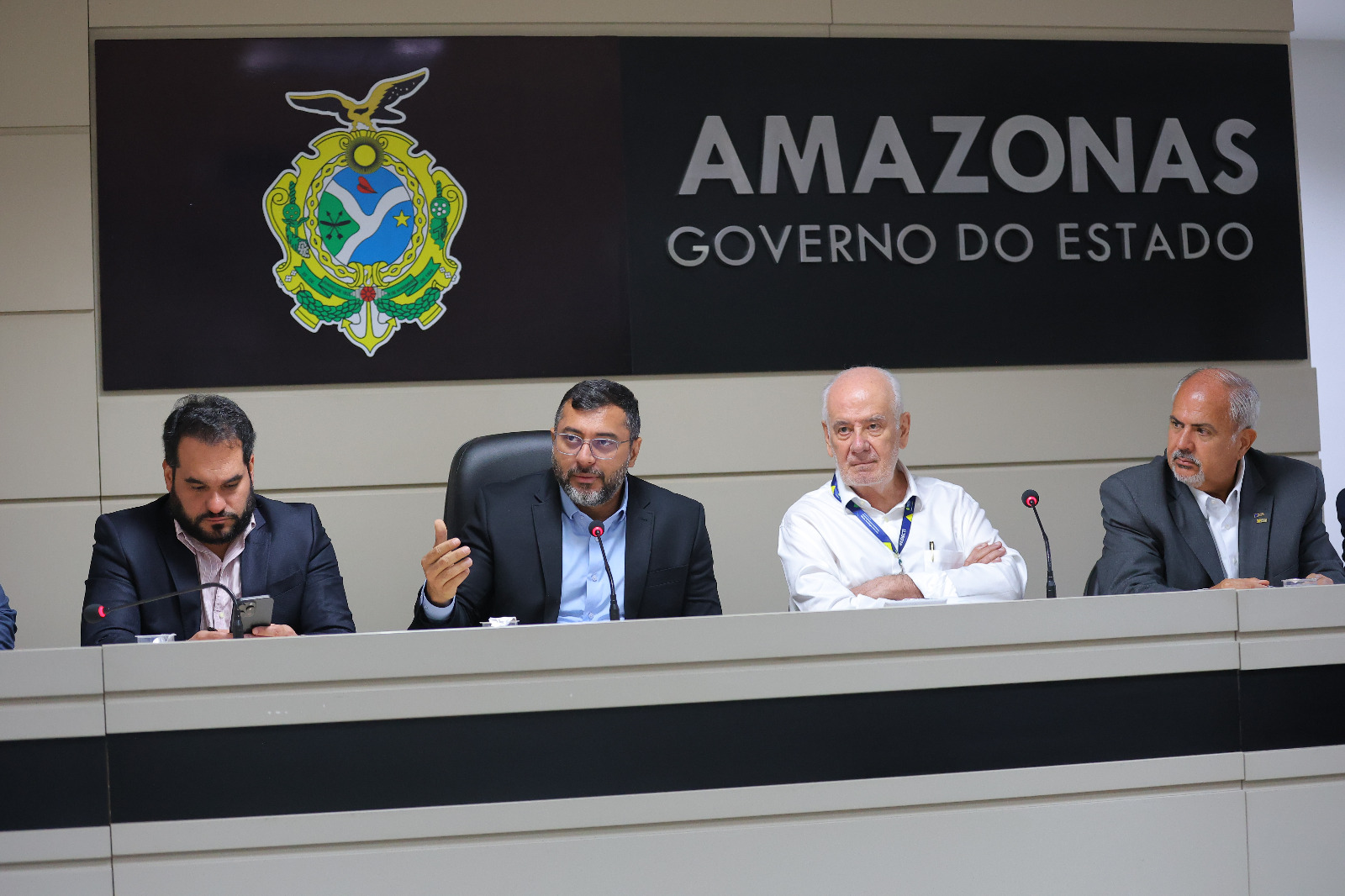 wilson-lima-reune-se-com-repre