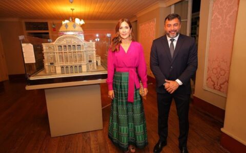 wilson-recebe-a-rainha-da-dina