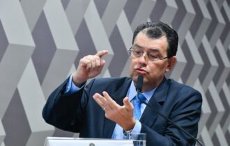 Braga apresenta plano de trabaho da reforma tributária na CCJ