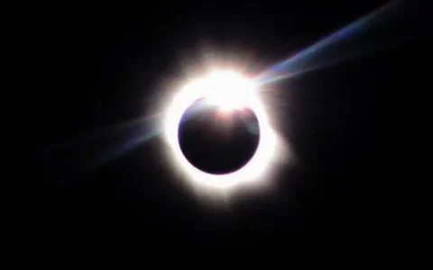 eclipse-solar-acontece-hoje-a-