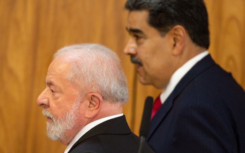 Maduro convoca embaixador no Brasil no país e se queixa de 'agressão'