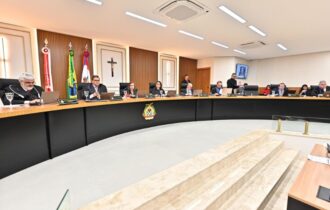 tce-am-multa-presidente-da-cam
