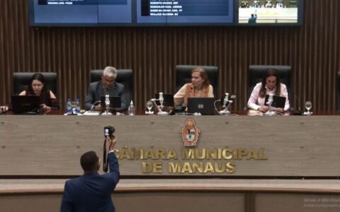 atraso-no-inicio-da-sessao-da-