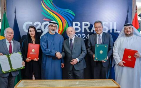 Brasil e Emirados Árabes assinam acordo para atração de investimentos