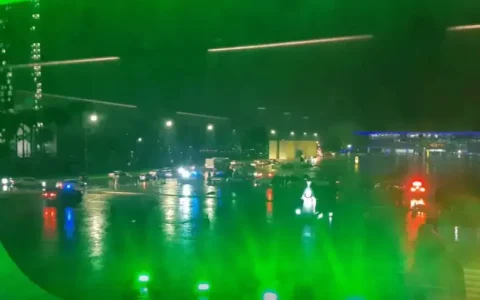 carro-explode-proximo-da-camar
