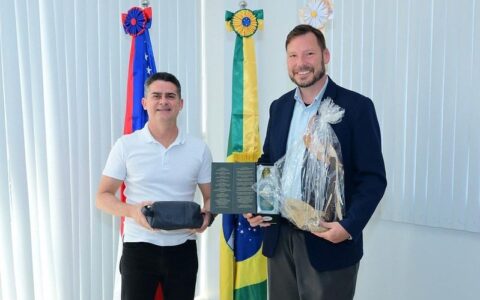 david-almeida-recebe-visita-do