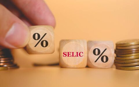 Mercado eleva estimativas no Focus do BC para a Selic no fim de 2025, 2026 e 2027