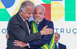 Em cenário de expectativas sobre o anúncio do corte de gastos, Lula se reúne com Múcio