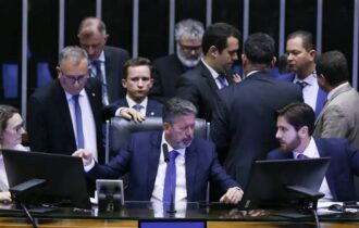 Câmara aprova projeto com novas regras para emendas parlamentares