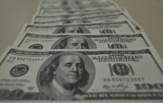 dolar-sobe-com-exterior-e-espe