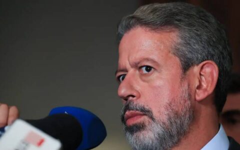 Lira pauta projetos sobre emendas, mercado de carbono e imunidade tributária para igrejas