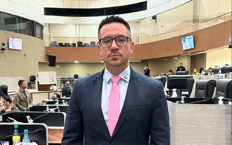 rodrigo-guedes-e-contra-plano-