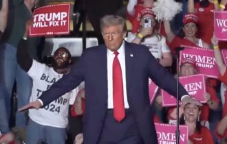 trump-faz-alegacoes-falsas-sob
