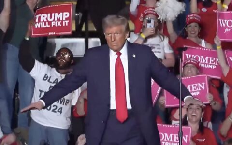 trump-faz-alegacoes-falsas-sob