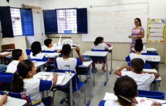 um-em-cada-3-professores-de-es