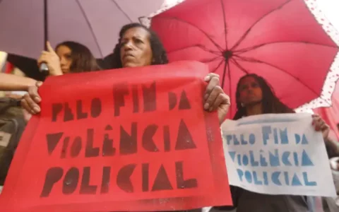 Estado pede desculpa a familiares de vítimas de violência policial