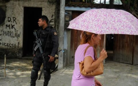 Governador do RJ diz que vai recorrer de decreto sobre uso da força policial