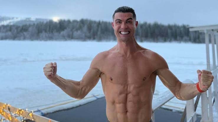 cristiano-ronaldo-leva-familia