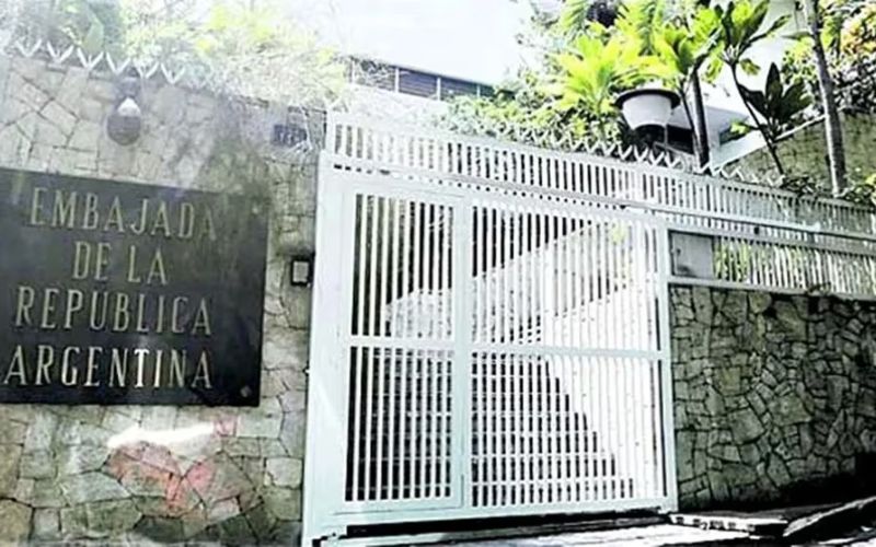ex-chefes-de-governo-denunciam