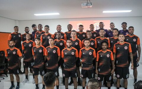 manauara-ec-apresenta-elenco-c