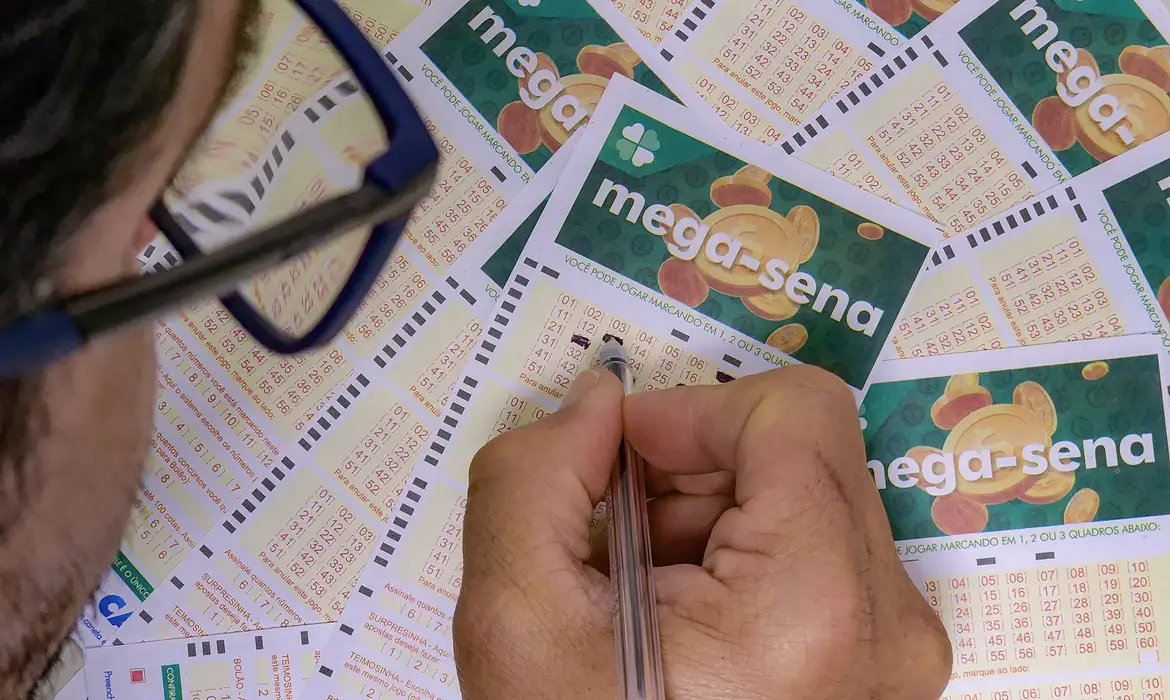 Mega-Sena não tem ganhador e prêmio acumulado vai para R$ 60 milhões Mega-Sena não tem ganhador e prêmio acumulado vai para R$ 60 milhões