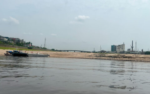 rio-negro-sobe-12-cm-por-dia-e