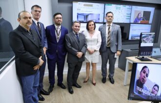 tce-am-inaugura-sala-de-teleau