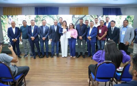 UB discute estratégias do turismo sustentável no AM