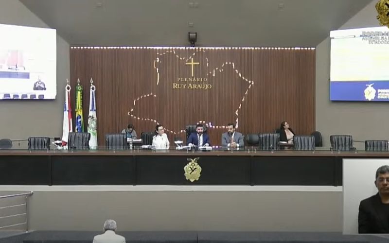 a-beira-do-recesso-de-fim-de-a