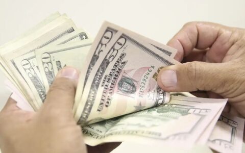 dolar-sobe-para-r-618-influenc