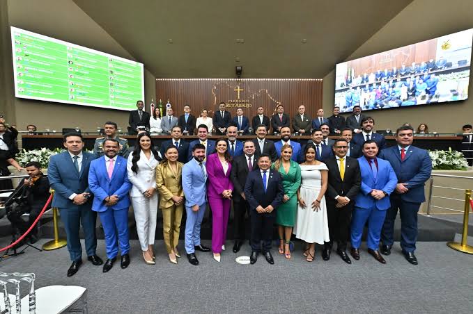 em-votacao-rapida-aleam-aprova